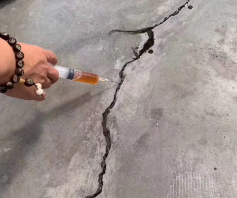 兴隆华侨农场混凝土裂缝修补技术详解​
